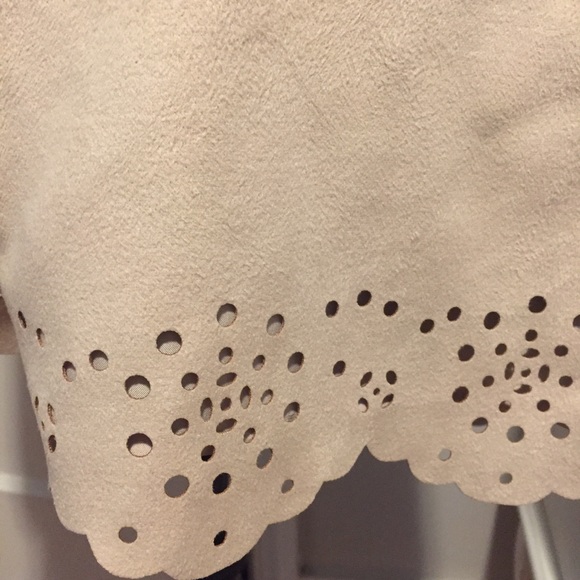 NWT LC Top/Shorts Set - Picture 3 of 5